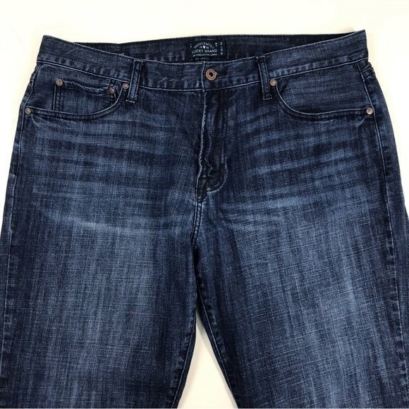 Lucky Brand 221 Original Straight Men's Dark Blue Wash Denim Jeans Distressed 38 - Picture 3 of 13